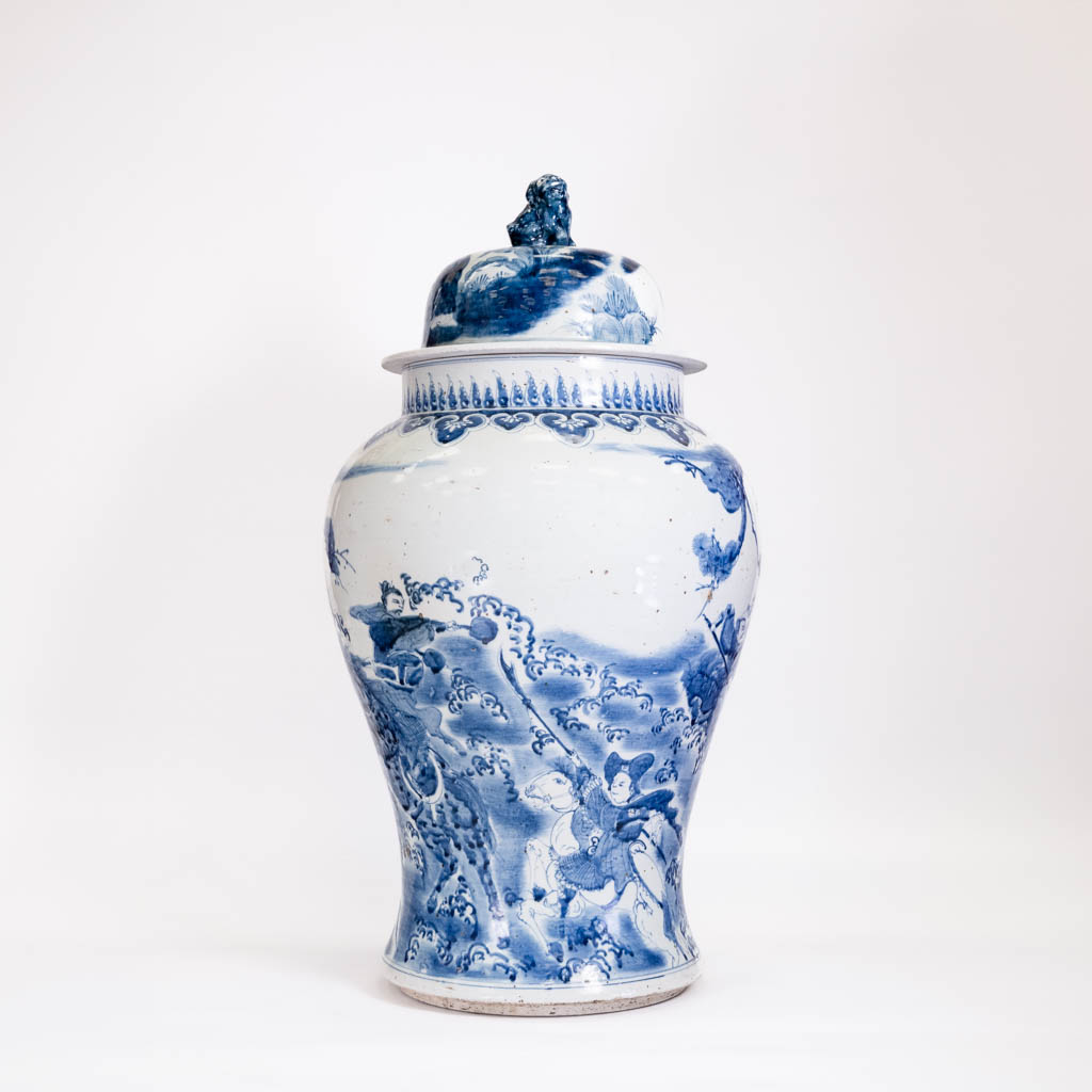 Mid-Early Ming Dynasty Blue and White General Jar —— Grandmaster JinBodhi's Collection